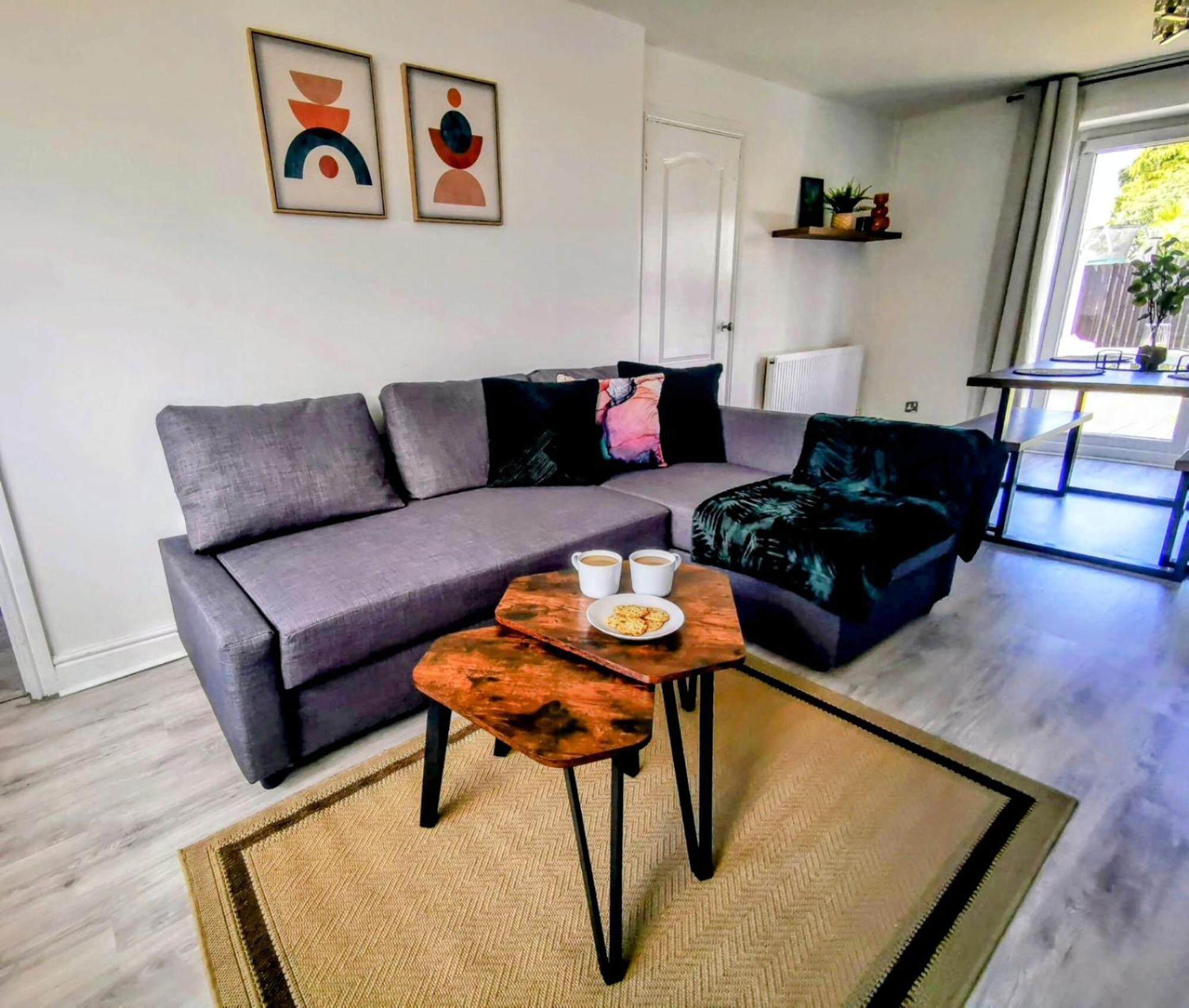 No 7 - Bright, Spacious 3 Bed Home With Parking & Wifi Хайтон Экстерьер фото